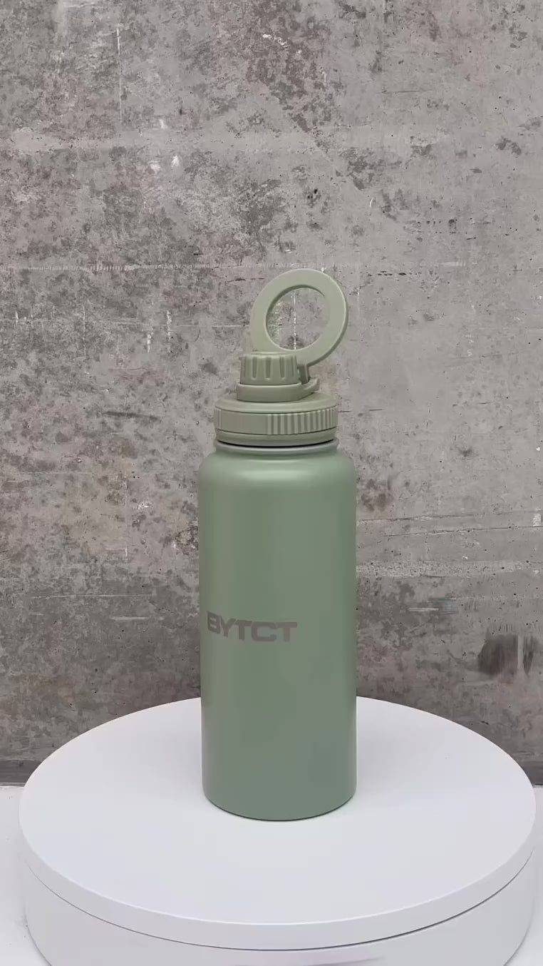 Magnetic Tripod Tumbler - Sage Green